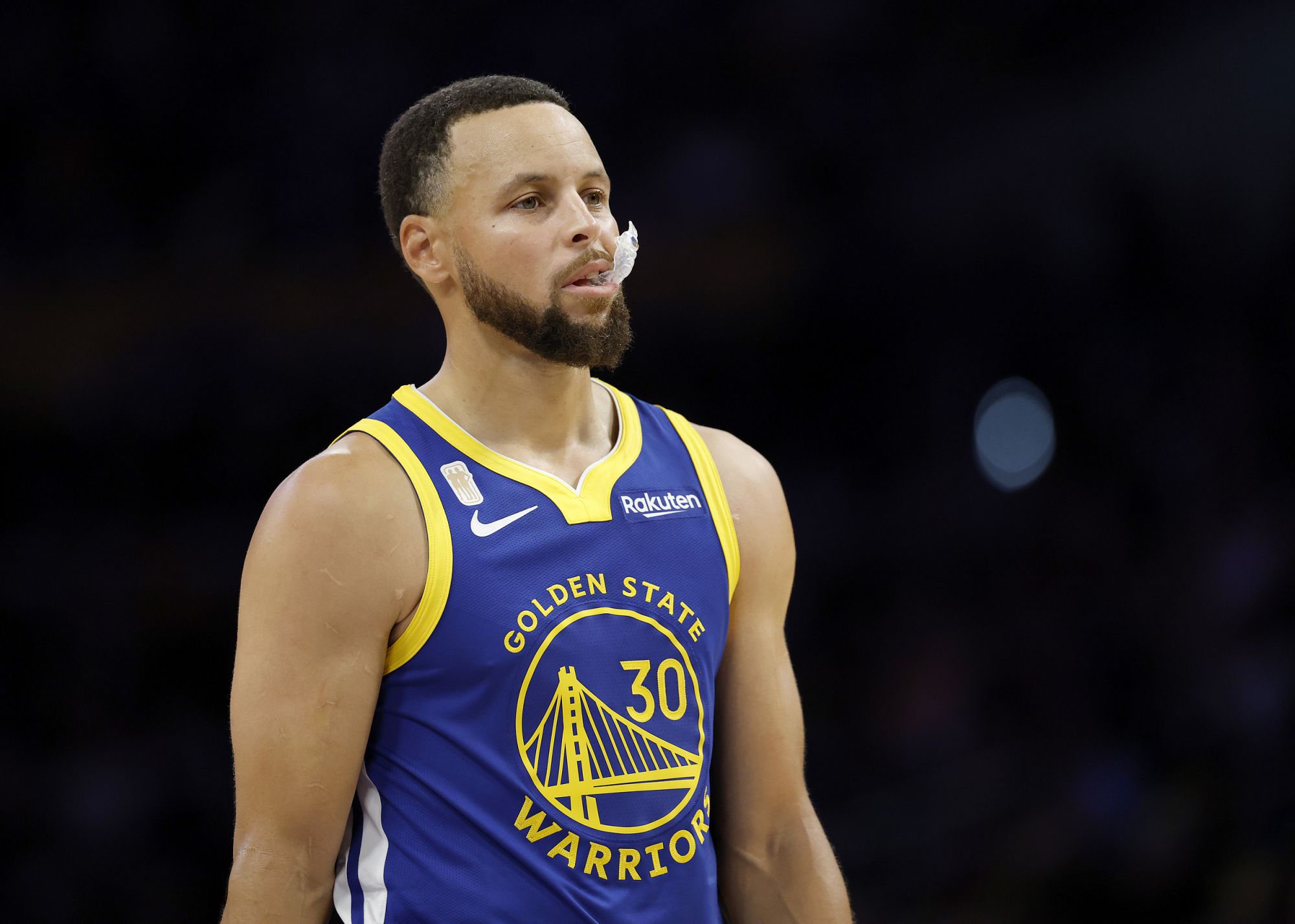 Ainda não estou lutando! Curry continuará ausente do jogo de amanhã com o Nuggets e Butler está em dúvida.
