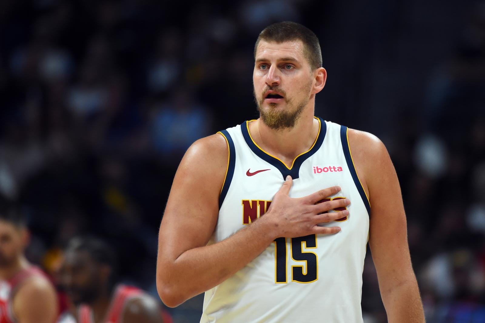Tyronn Lue: Nosso plano era deixar Jokic marcar e limitar os passes e recebimentos, mas não esperávamos que ele marcasse 55 pontos.